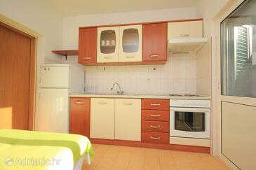 Leiligheter ved sjøen Bilo, Primosten - 4168