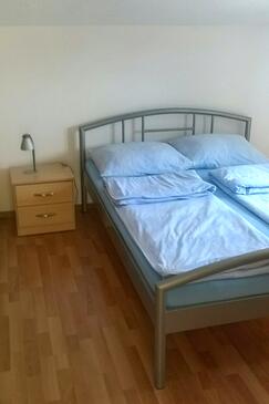 Apartments with parking space Vodice - 4170