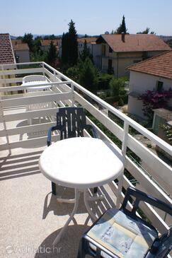Apartments with parking space Vodice - 4172