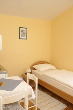 Apartments with parking space Vodice - 4172