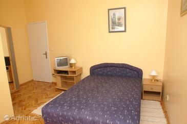 Apartments with parking space Vodice - 4172