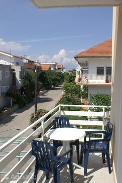 Apartments with parking space Vodice - 4172