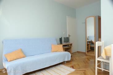 Apartments with parking space Vodice - 4172