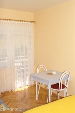 Apartments with parking space Vodice - 4172