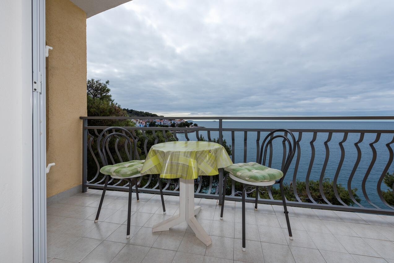 A-4176-c - Alloggi privati - Appartamenti accanto al mare Bilo, Capocesto - Primošten