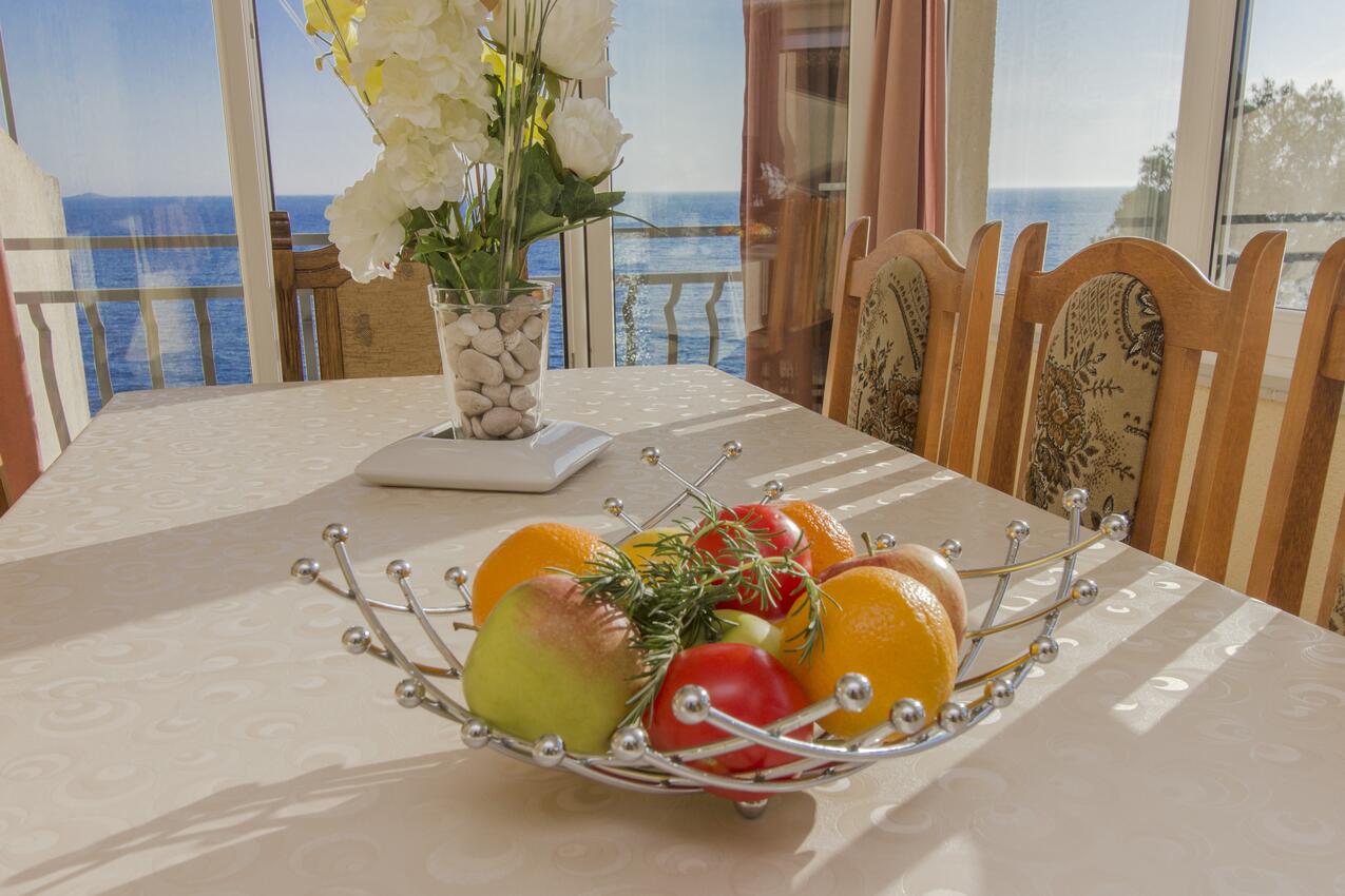 A-4176-c - Alloggi privati - Appartamenti accanto al mare Bilo, Capocesto - Primošten