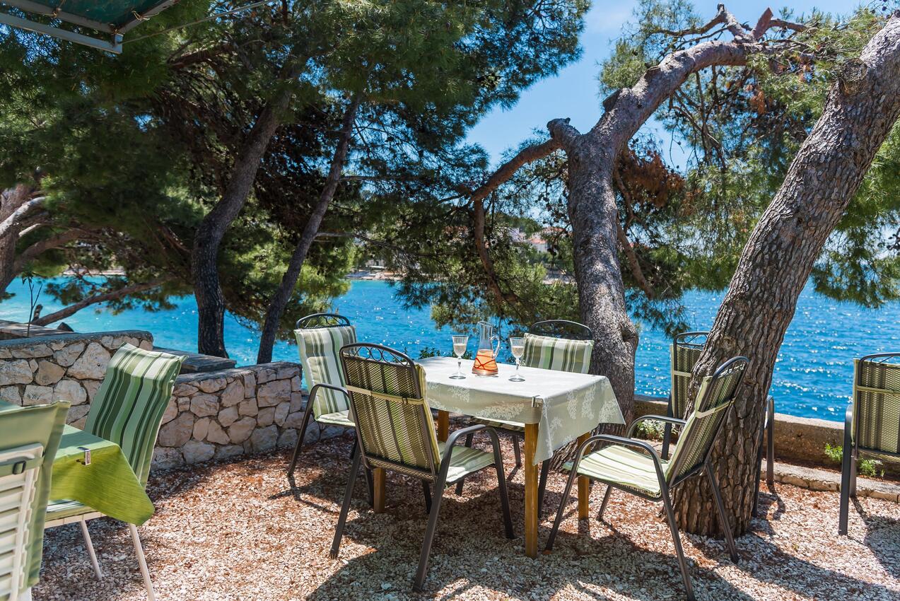 Giardino - Appartamenti accanto al mare Bilo, Capocesto - Primošten