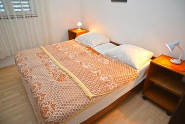 Apartamente cu parcare Vodice - 4180