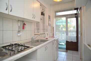 Apartamente cu parcare Vodice - 4180