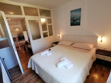 Lejligheder til familier med børn Vodice - 4181