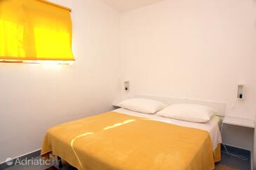 Lägenheter vid havet Bilo, Primosten - 4182