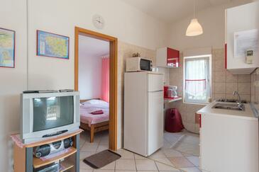 Apartments by the sea Rogoznica - 4186