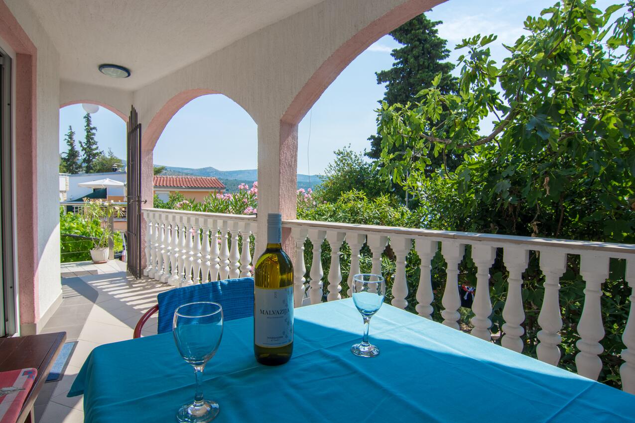 Appartements près de la mer Rogoznica - 4186