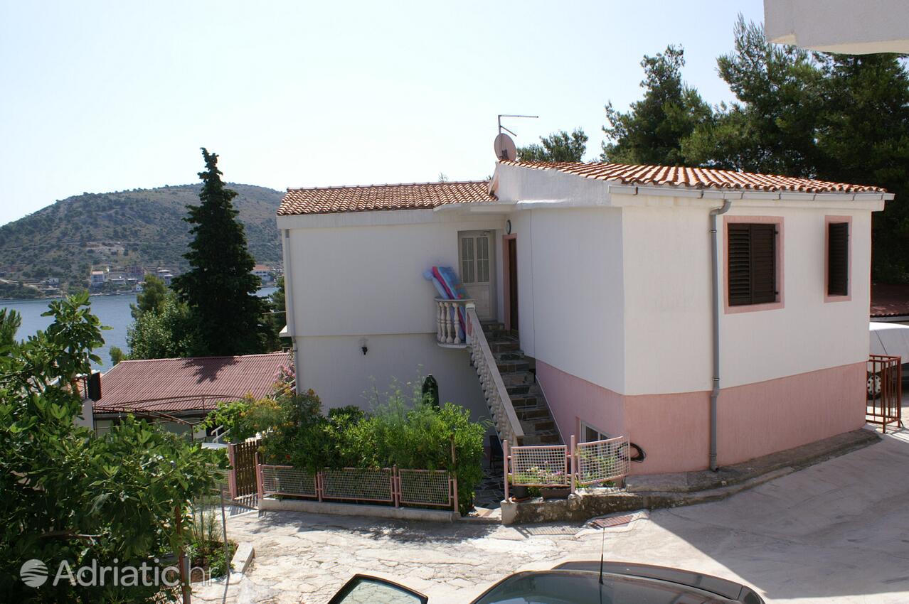 Appartements près de la mer Rogoznica - 4186