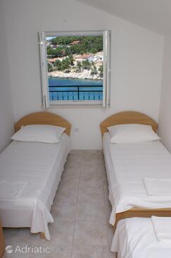 Apartments by the sea Bilo, Primošten - 4189