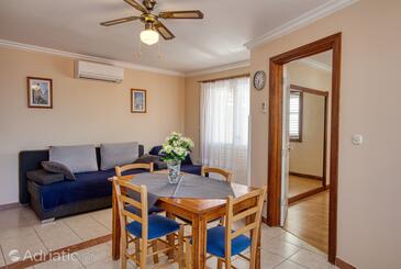 Apartments by the sea Brodarica, Šibenik - 4194