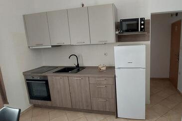 Apartments by the sea Brodarica, Šibenik - 4195