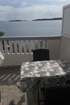 Apartments by the sea Brodarica, Šibenik - 4195