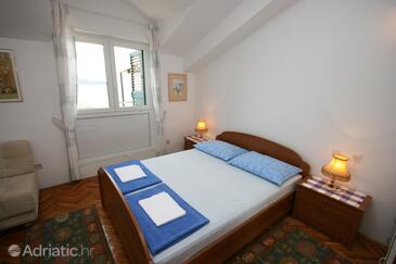 Apartments by the sea Vodice - 4198