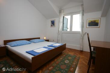 Apartments by the sea Vodice - 4198