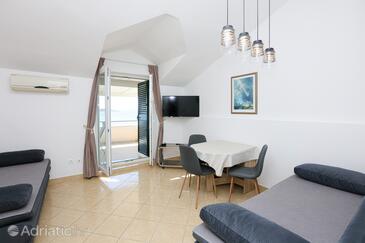 Leiligheter ved sjøen Vodice - 4198