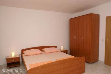 Apartments by the sea Vodice - 4198