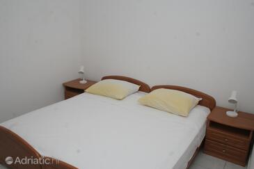 Apartamentos junto al mar fue - Bilo, Primosten - 4202