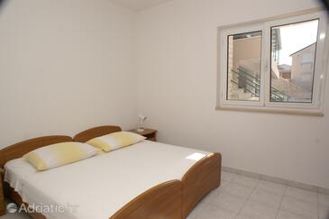 Apartamentos junto al mar fue - Bilo, Primosten - 4202