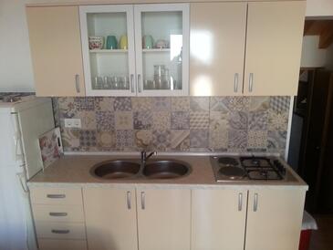 Apartmaji ob morju Bilo, Primošten - 4208