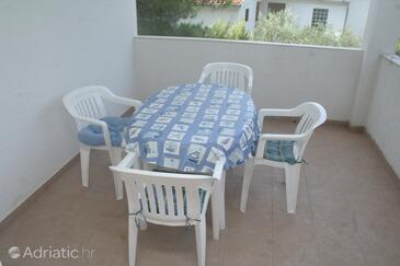 Apartmány s parkovištěm Tribunj, Vodice - 4212