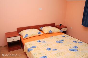 Apartmány s parkoviskom Vodice - 4214