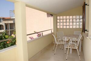 Dvosobni apartma Rogoznica (A-4218-a)