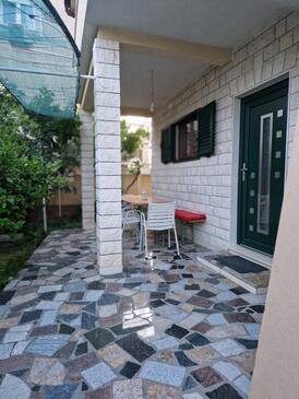 Ferienwohnungen mit Parkplatz Rogoznica - 4218