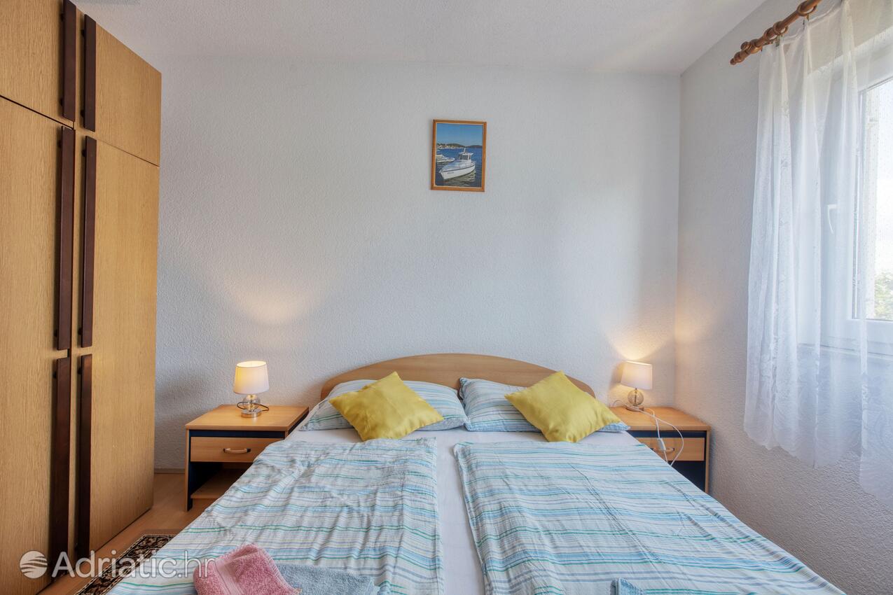 A-4219-a - Privátní ubytování - Apartmány s parkovištěm Zablaće, Šibenik
