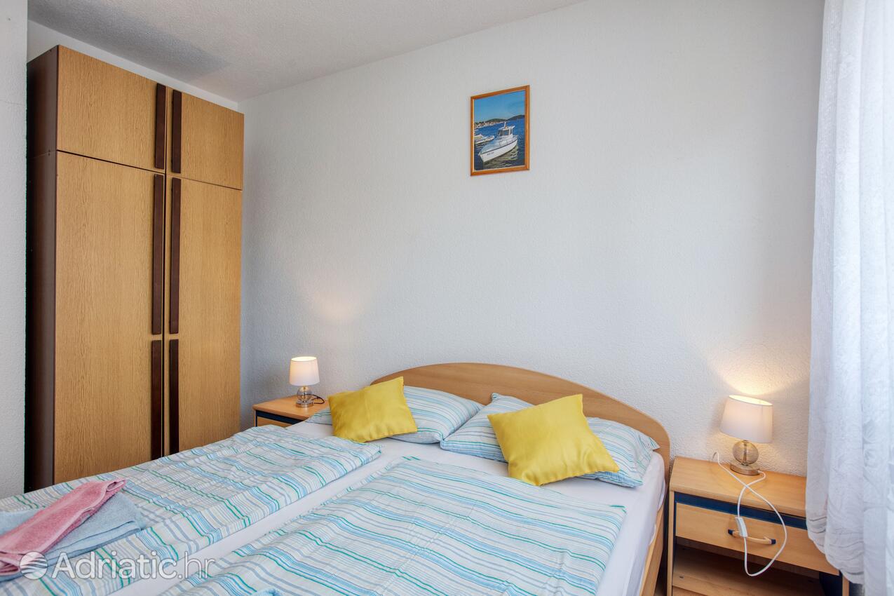 A-4219-a - Privátní ubytování - Apartmány s parkovištěm Zablaće, Šibenik