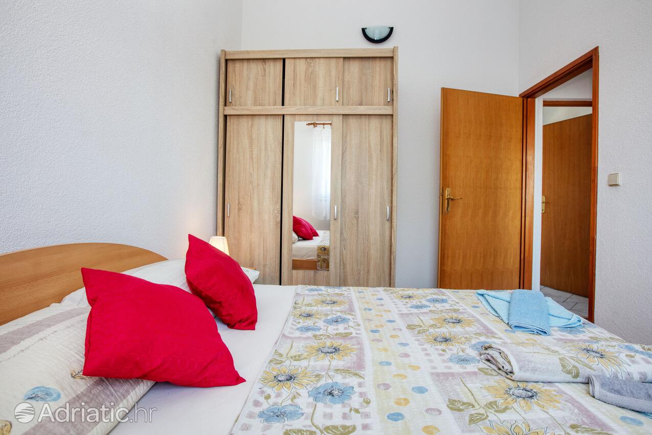 A-4219-c - Privátní ubytování - Apartmány s parkovištěm Zablaće, Šibenik