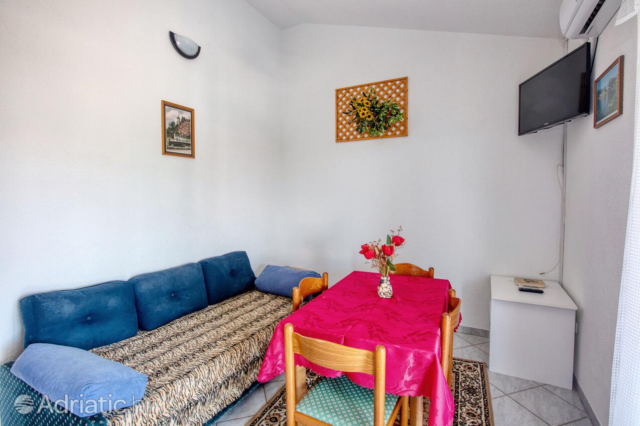 A-4219-c - Privátní ubytování - Apartmány s parkovištěm Zablaće, Šibenik