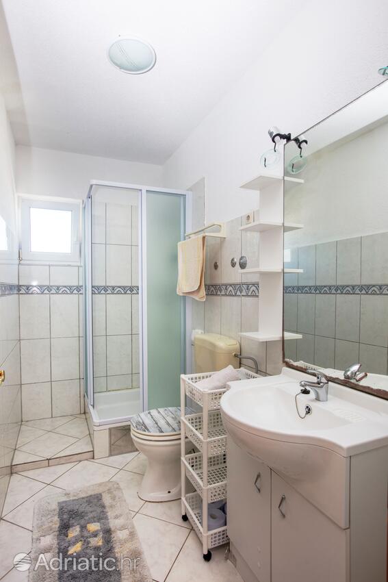 A-4219-d - Privátní ubytování - Apartmány s parkovištěm Zablaće, Šibenik