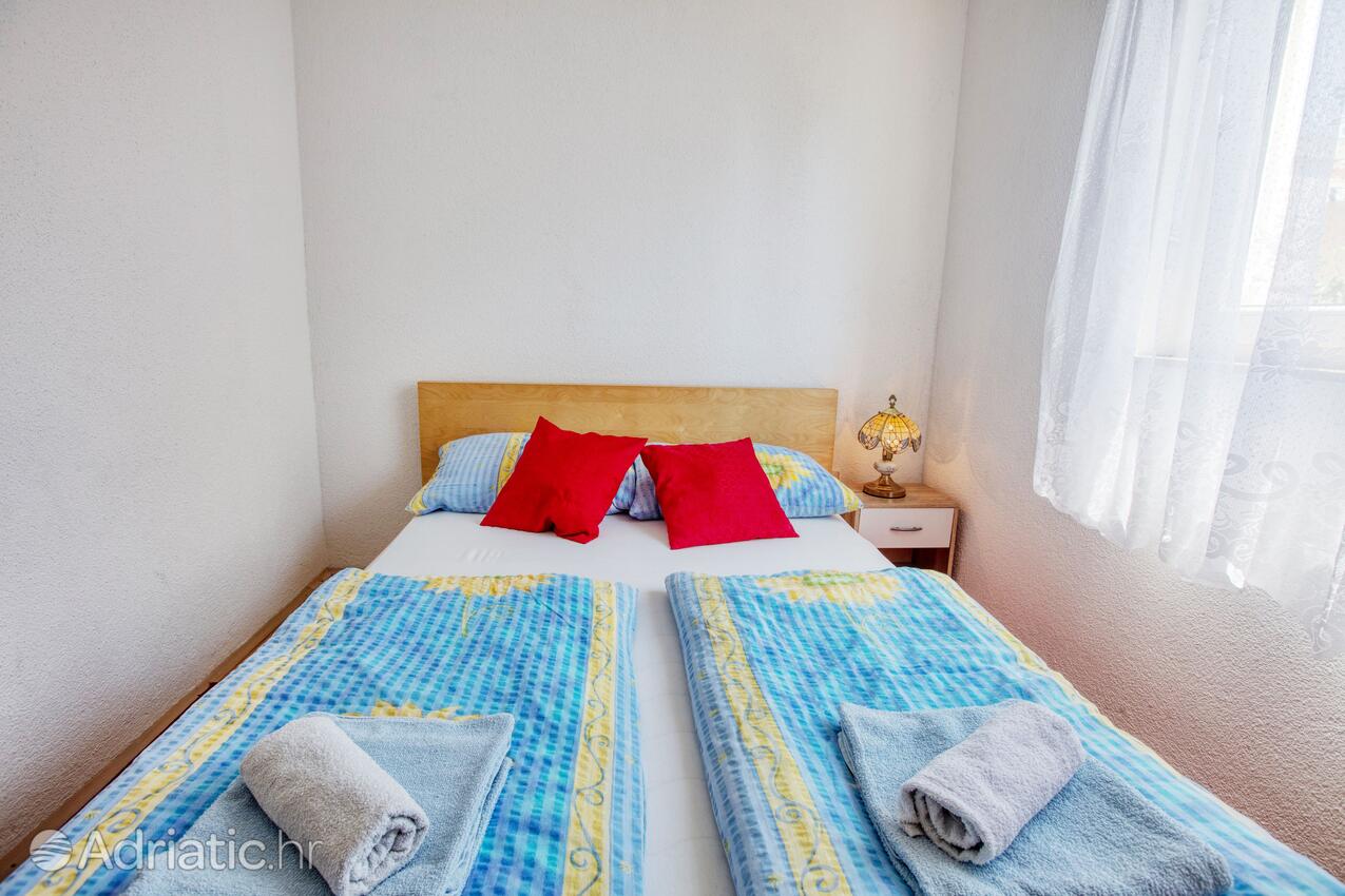 A-4219-d - Privátní ubytování - Apartmány s parkovištěm Zablaće, Šibenik