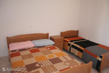 Apartments and rooms by the sea Rogoznica - 4223
