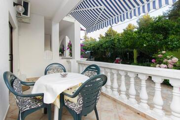 Appartamenti con piscina Vodizze - Vodice - 4231