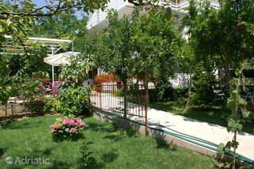 Apartmaji ob morju Vodice - 4234