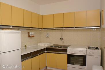 Apartments with parking space Vodice - 4246