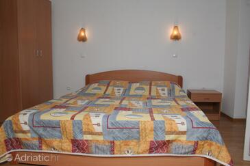 Appartementen aan zee met zwembad Brodarica, Sibenik - 4249