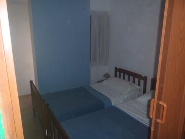 Apartments by the sea Zablaće, Šibenik - 4251