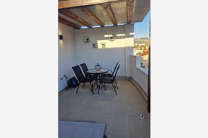 Egyszobás apartman Grebastica Egyszobás apartman Grebastica, Sibenik (A-4254-d)