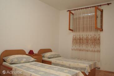 Appartamenti con parcheggio Grebastica, Sebenico - Šibenik - 4258
