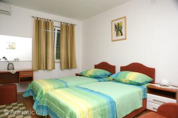 Ferienwohnungen am Meer Supetar, Brac - 4274