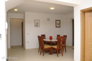 Apartments by the sea Supetar, Brač - 4274