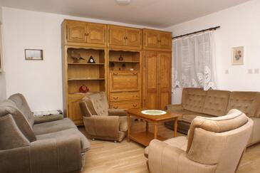 Seaside holiday house Pisak, Omiš - 4280